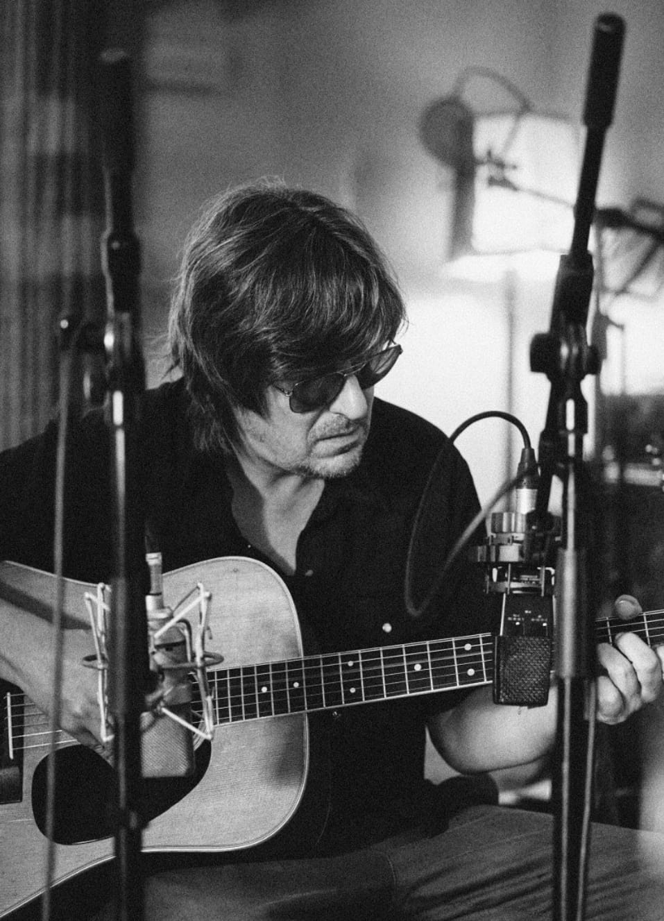 Nacho Vegas presentará Vidas Semipreciosas en Sevilla dentro del ciclo Insólito