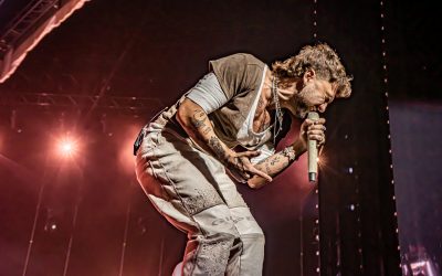 Dani Fernández convierte el Roig Arena en un hogar de emociones antes del descanso