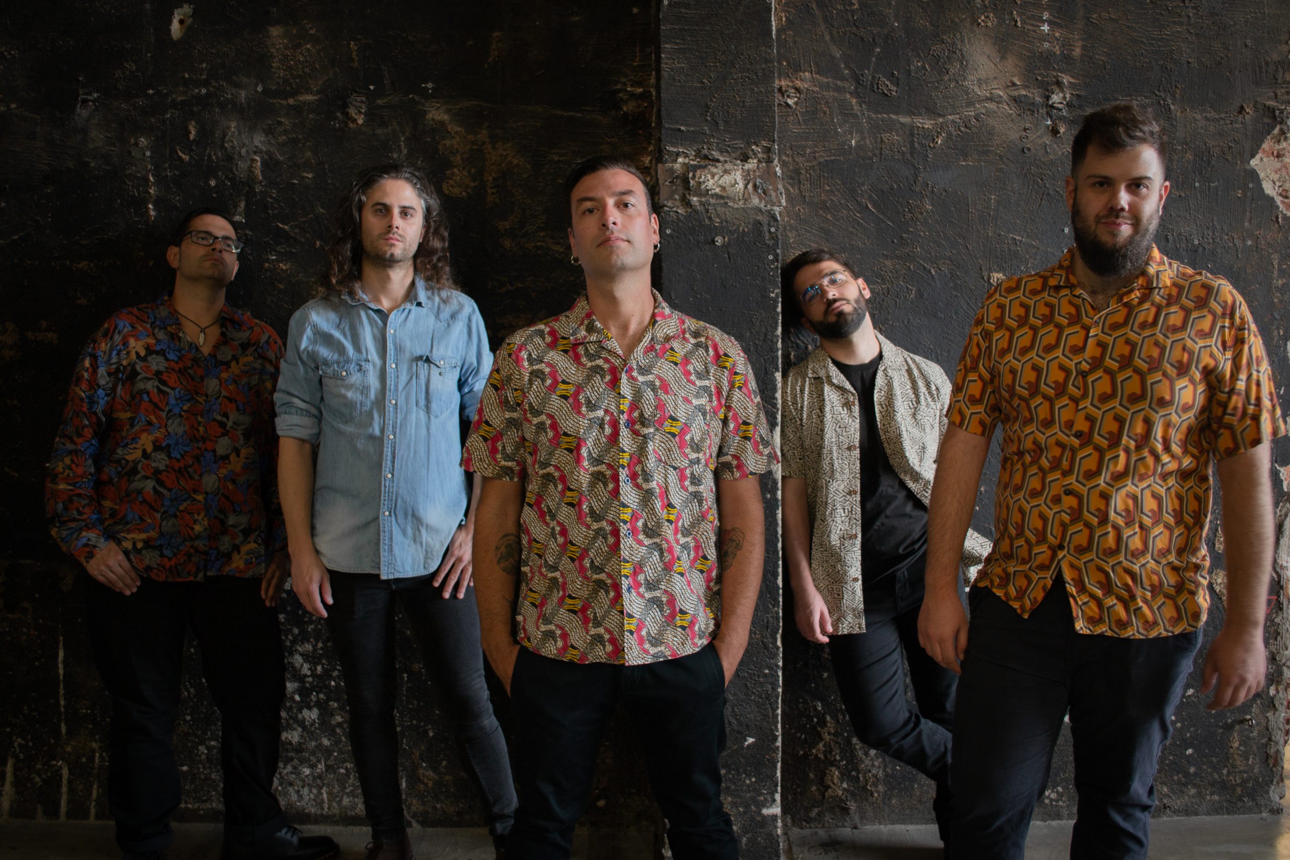 Miragüano presenta «Fórmulas Magistrales»: Ocho canciones como remedios emocionales