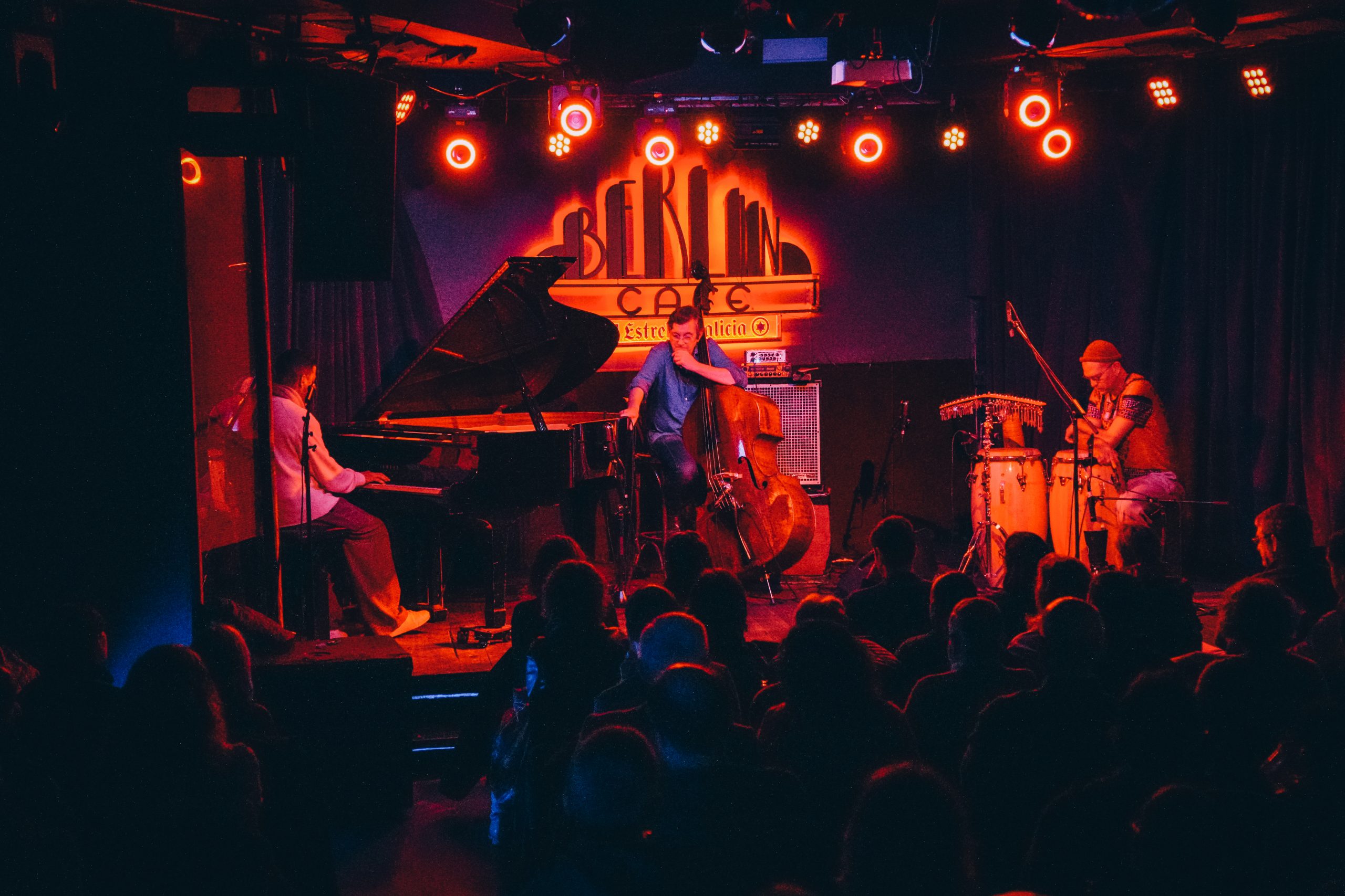 Cucurucho Valdés, el apellido que pesa y la música que lo honra