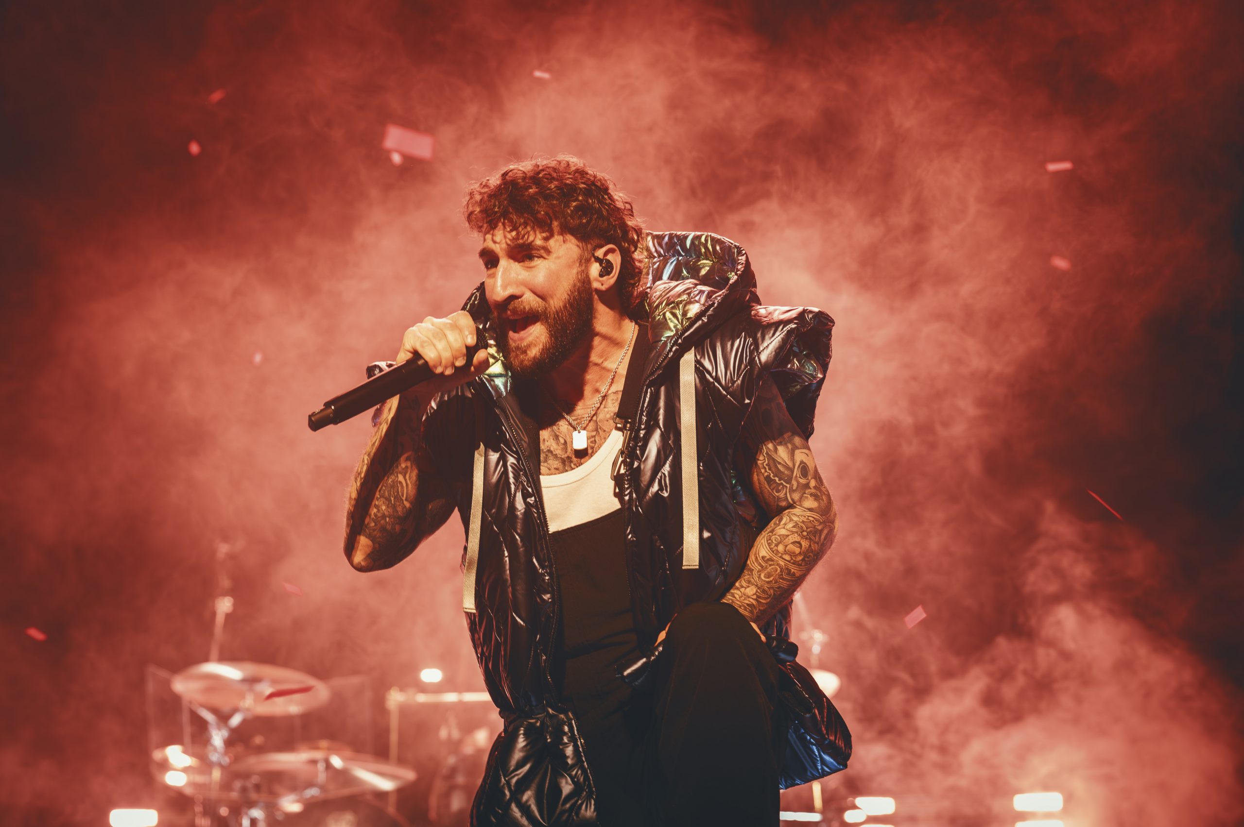 Electric Callboy convierte el Movistar Arena en una fiesta metal sin frenos en Madrid