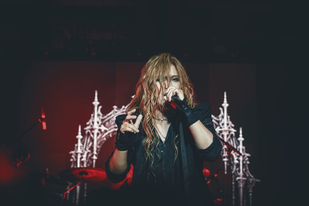 Alvaro Carlier, Kamijo