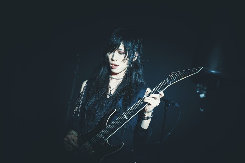 Alvaro Carlier, Kamijo