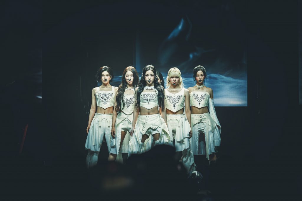 Alvaro Carlier, NMIXX