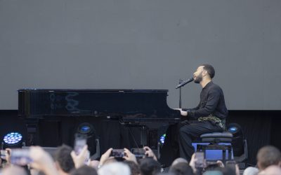 John Legend no necesitó nada más que un piano y su voz para enamorar a Madrid