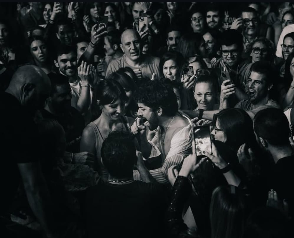 Sevilla se rinde a la liturgia sonora de Siloé