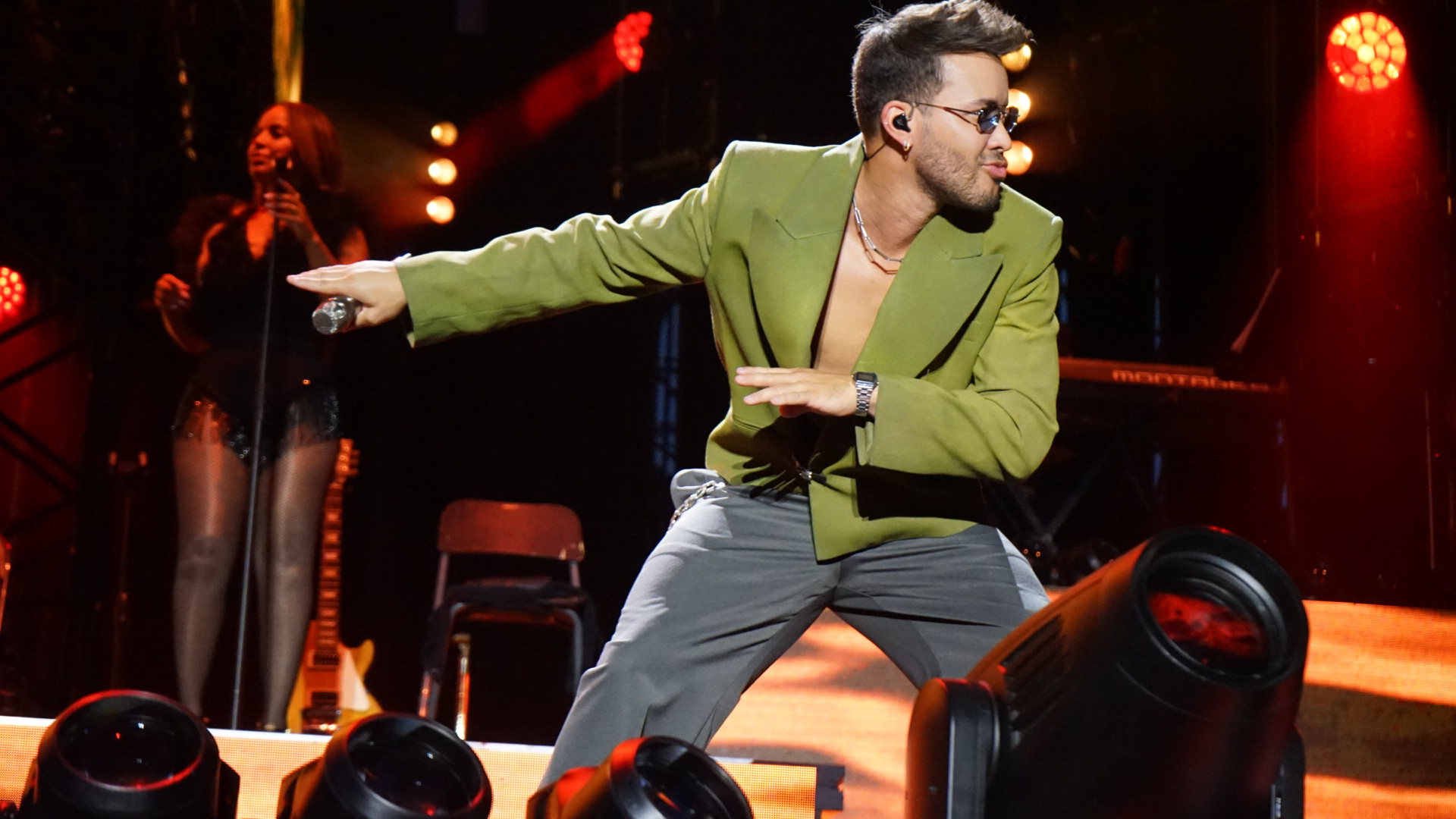 La bachata une al rey y al príncipe con Romeo Santos y Prince Royce en el Roig Arena