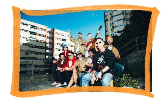 La Pegatina rinde homenaje a la cultura mexicana en «Rómpela» junto a la banda paraguaya Kchiporros