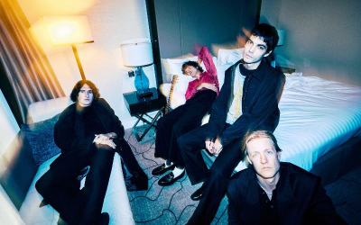 Temples fusionan el espíritu de Justice y Daft Punk en su deslumbrante nuevo single «Vendetta»