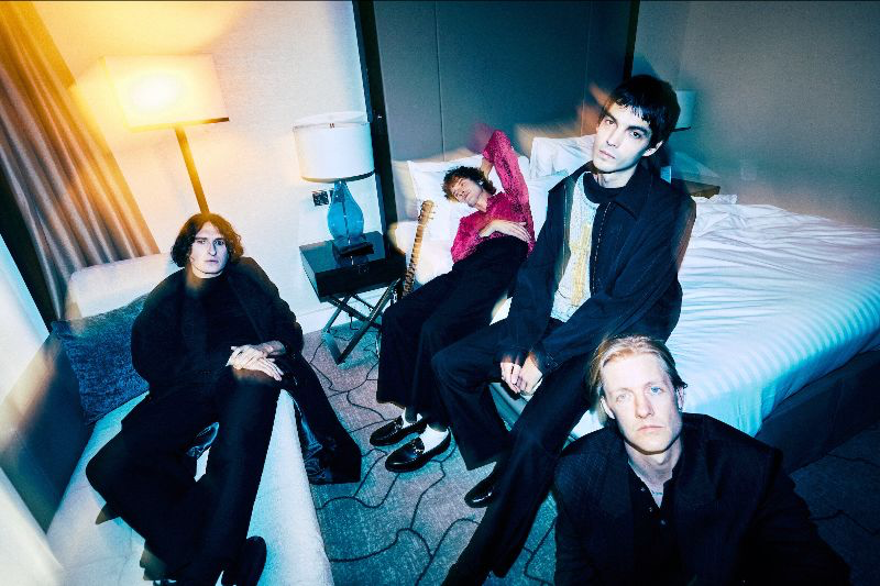 Temples fusionan el espíritu de Justice y Daft Punk en su deslumbrante nuevo single «Vendetta»