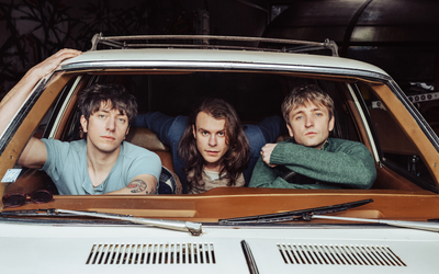 HOWLIN’ JAWS | Psicodelia, vocoder y ecos de The Beach Boys en ‘Maximum Speed’